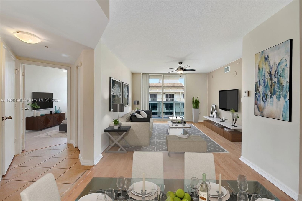 9201 Collins Ave - Photo 2