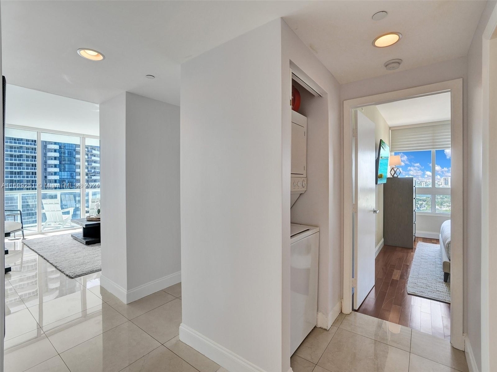 6365 Collins Ave - Photo 4