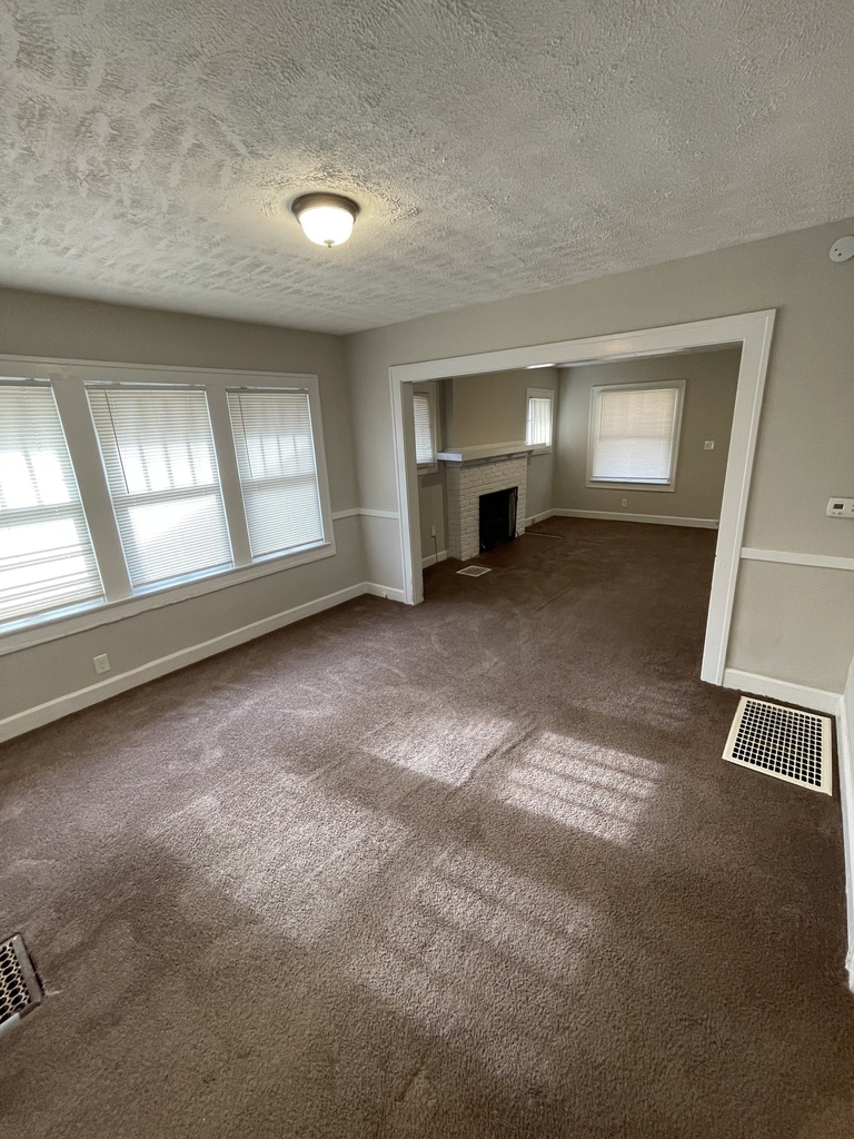 3923 Winthrop Avenue - Photo 6