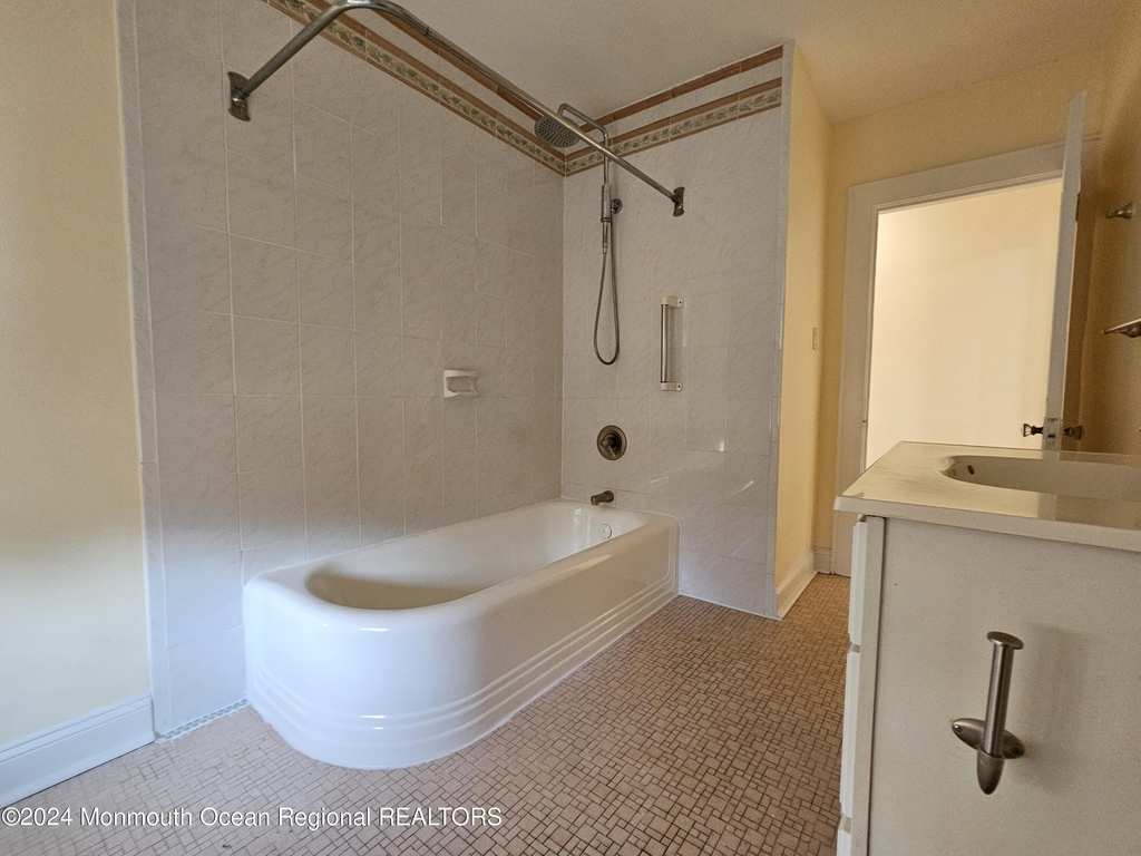 362 Kent Road - Photo 11