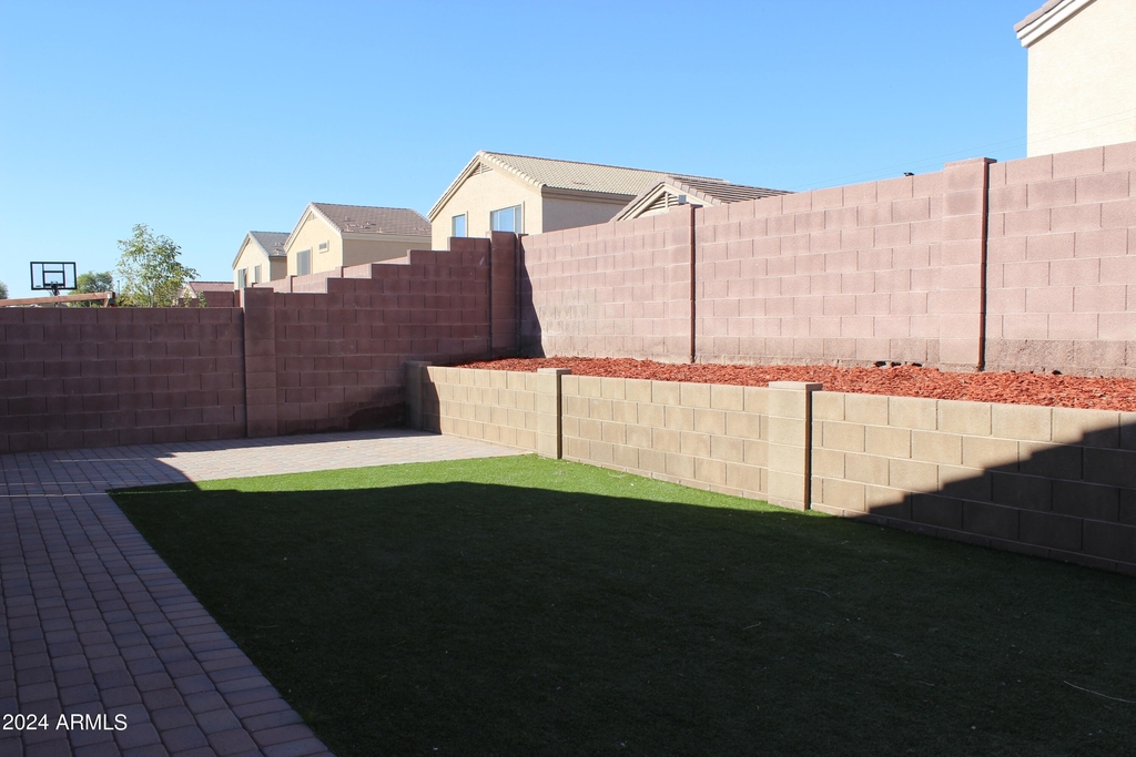 21720 W Mohave Street - Photo 13