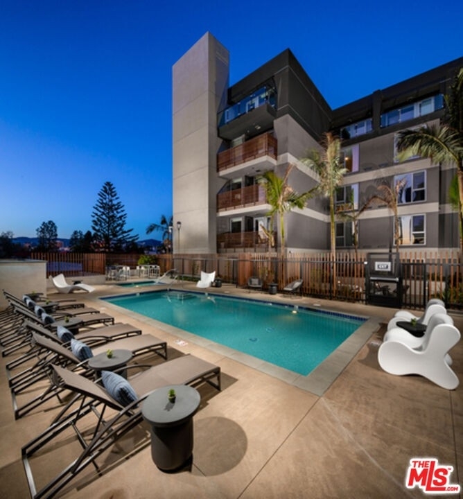 12035 Wilshire Blvd - Photo 13