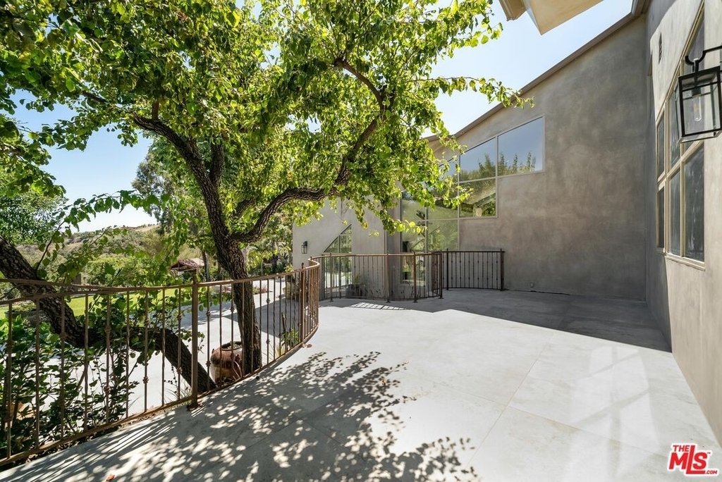 6166 Ramirez Canyon Rd - Photo 29