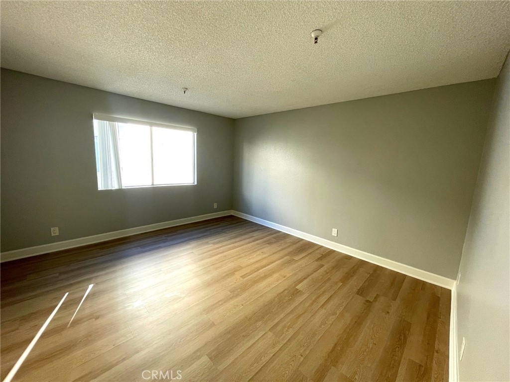 13535 Yukon Avenue - Photo 5