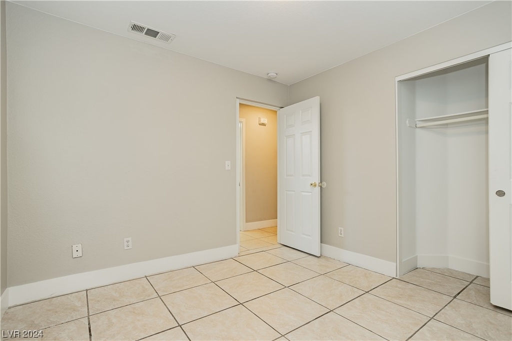 8104 Sundown Vista Avenue - Photo 9