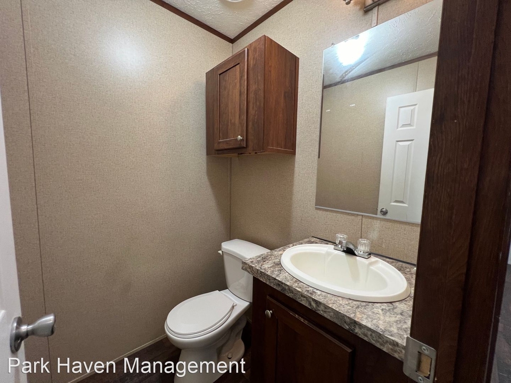 142 County Road 5516 - Photo 2