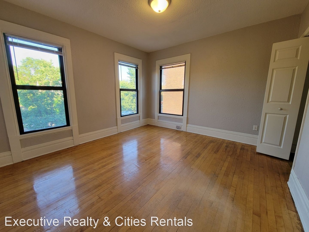 3136 Lyndale Ave S - Photo 8