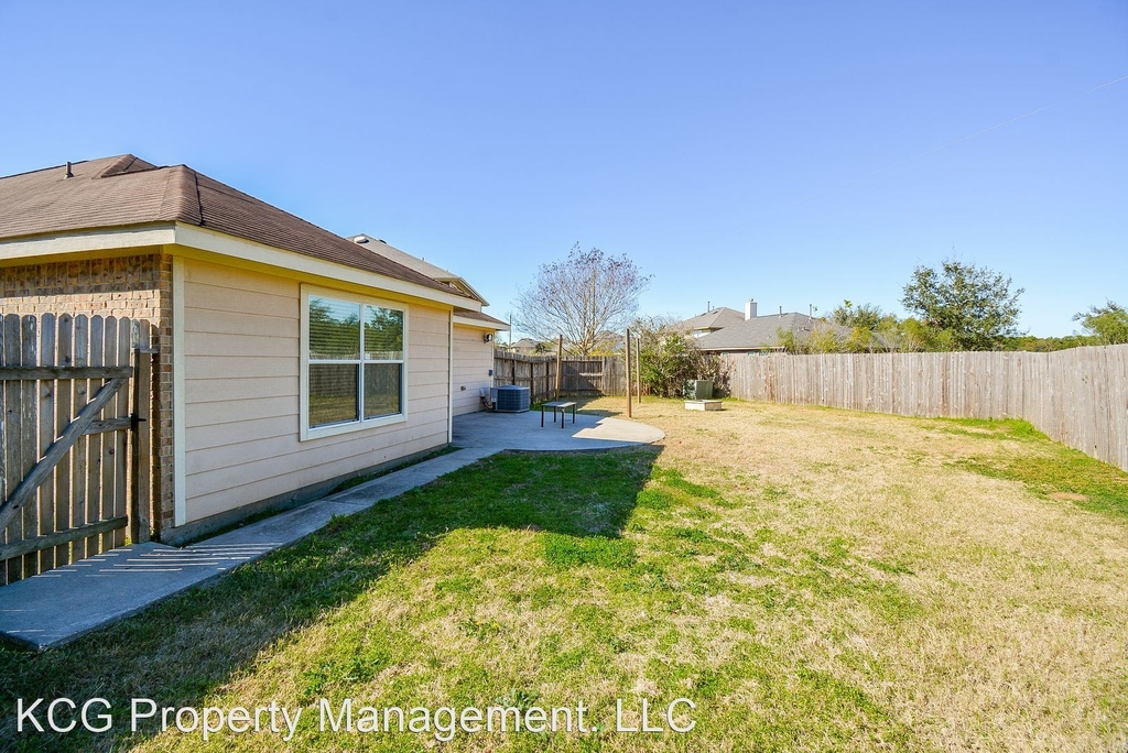 16310 Melody View Court - Photo 5