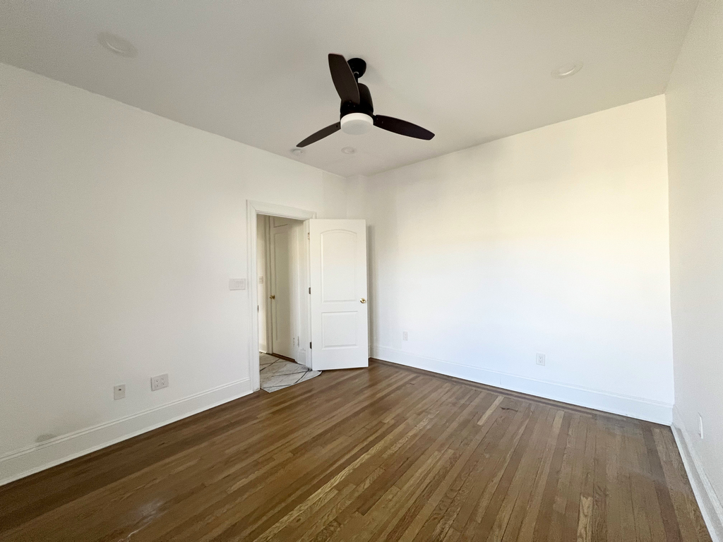 7825 4th Avenue - Photo 3
