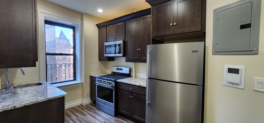 7825 4th Avenue - Photo 1
