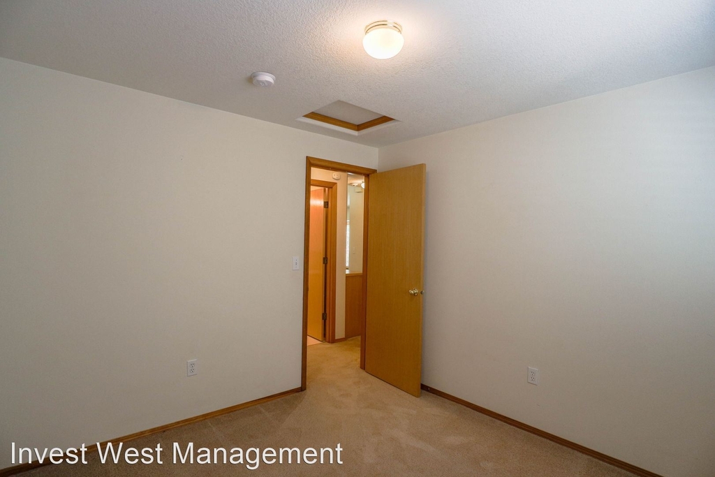 116 Ne 146th Street - Photo 10