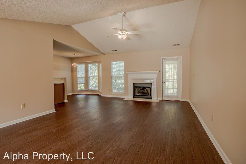 213 Riverside Chase Circle - Photo 3