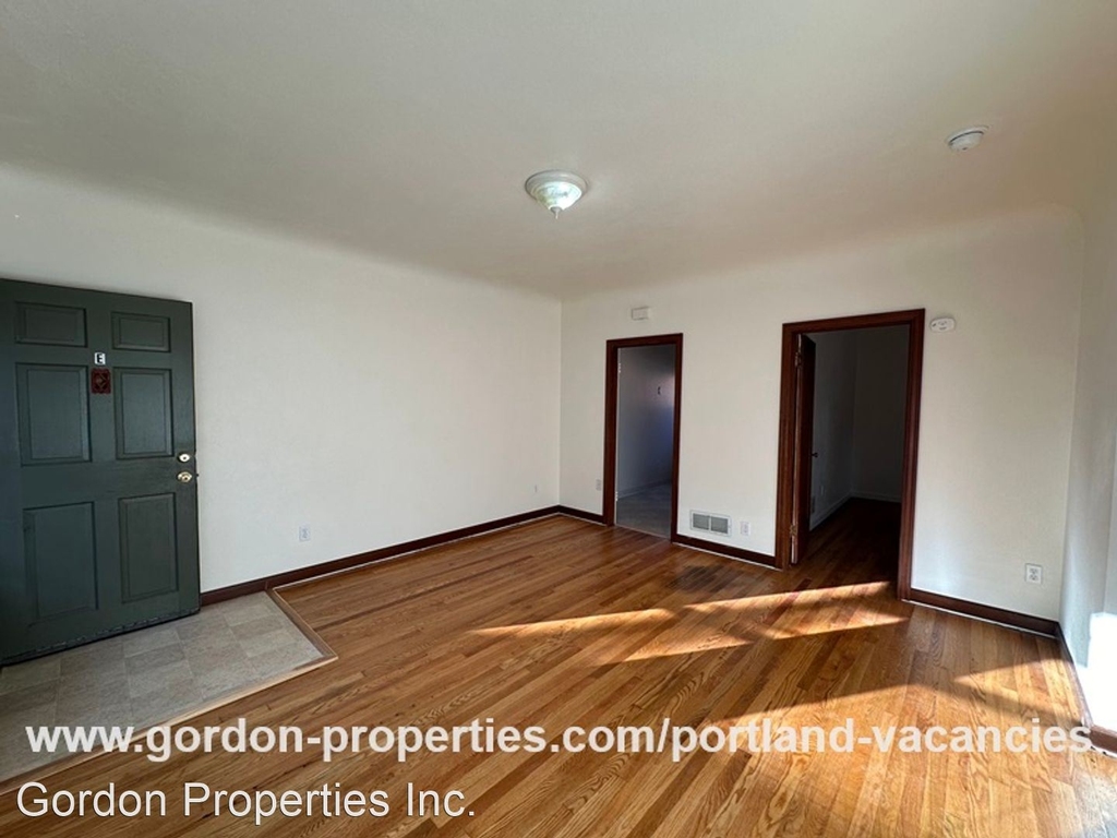 5630 N Interstate Ave #5, #a-g - Photo 6