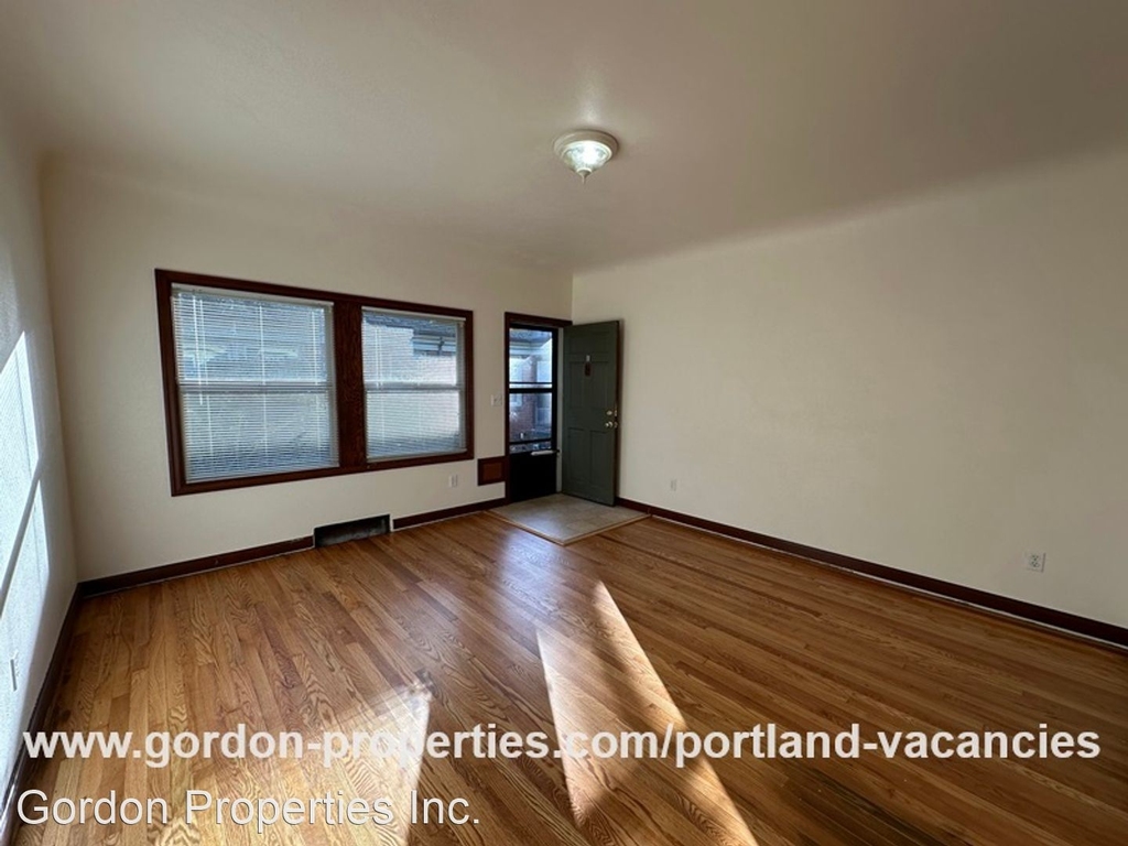 5630 N Interstate Ave #5, #a-g - Photo 5