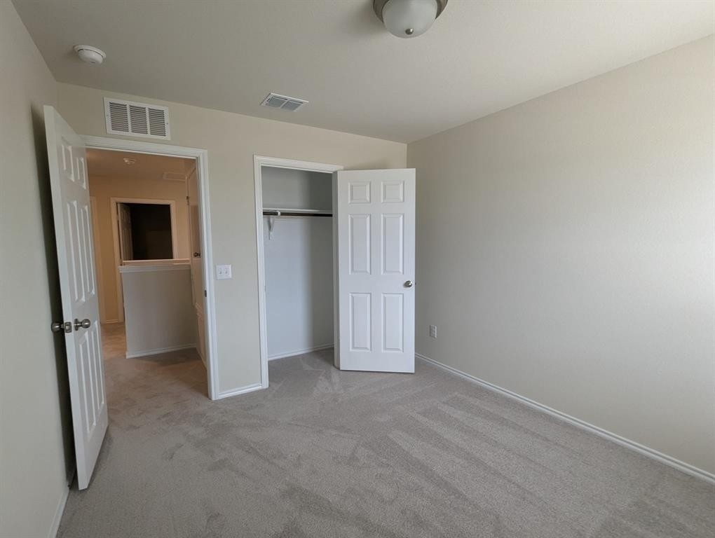 525 Grenada Lake Drive - Photo 16