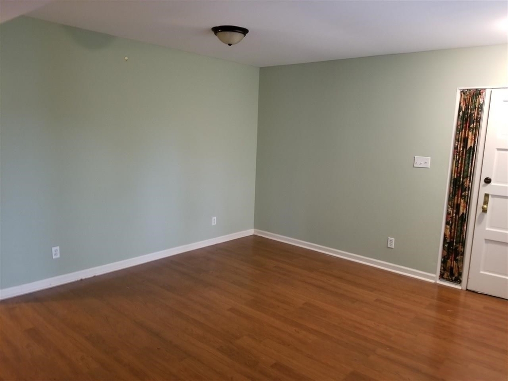 455 S Perkins - Photo 2