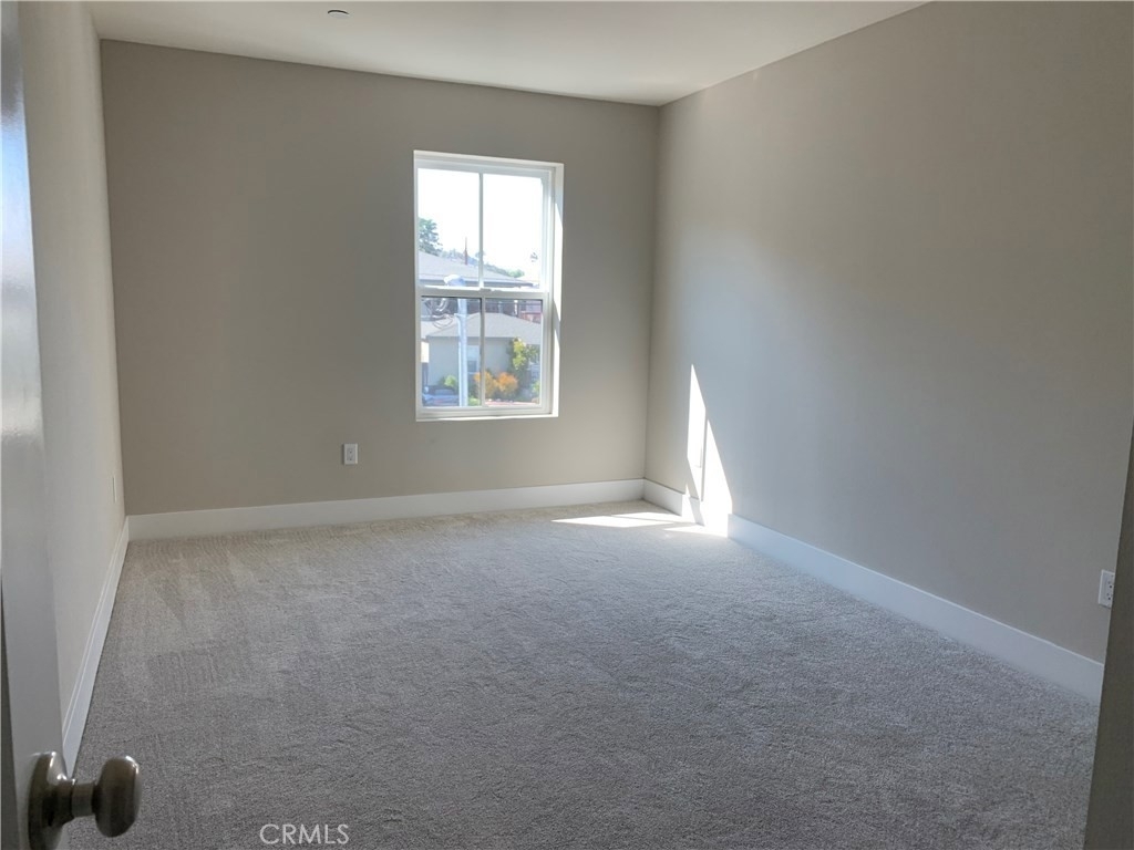 24240 Ocean Avenue - Photo 21