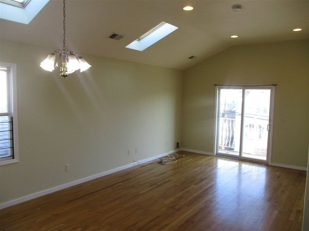 189 Linden Ave - Photo 5