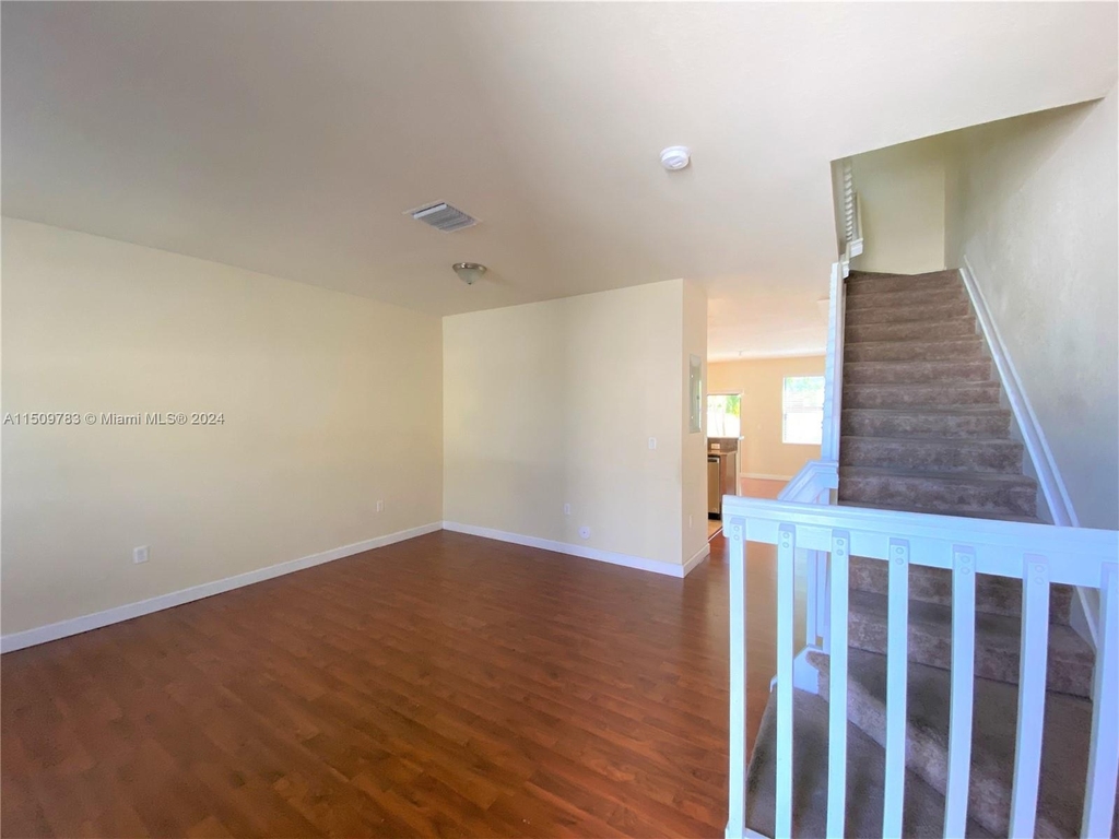 3538 W 88th Terrace - Photo 5