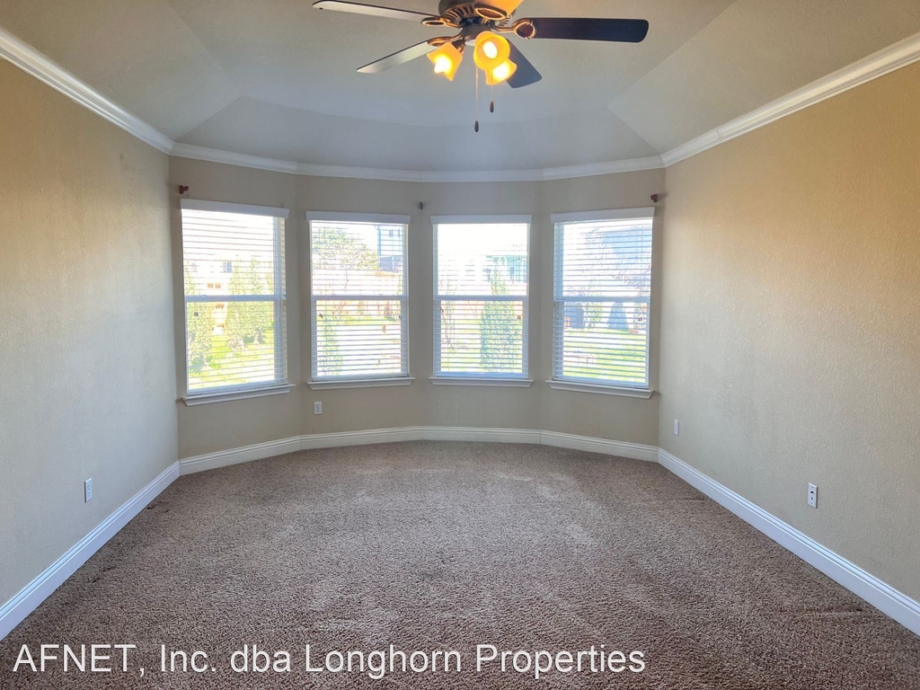 849 Olive Lane - Photo 8