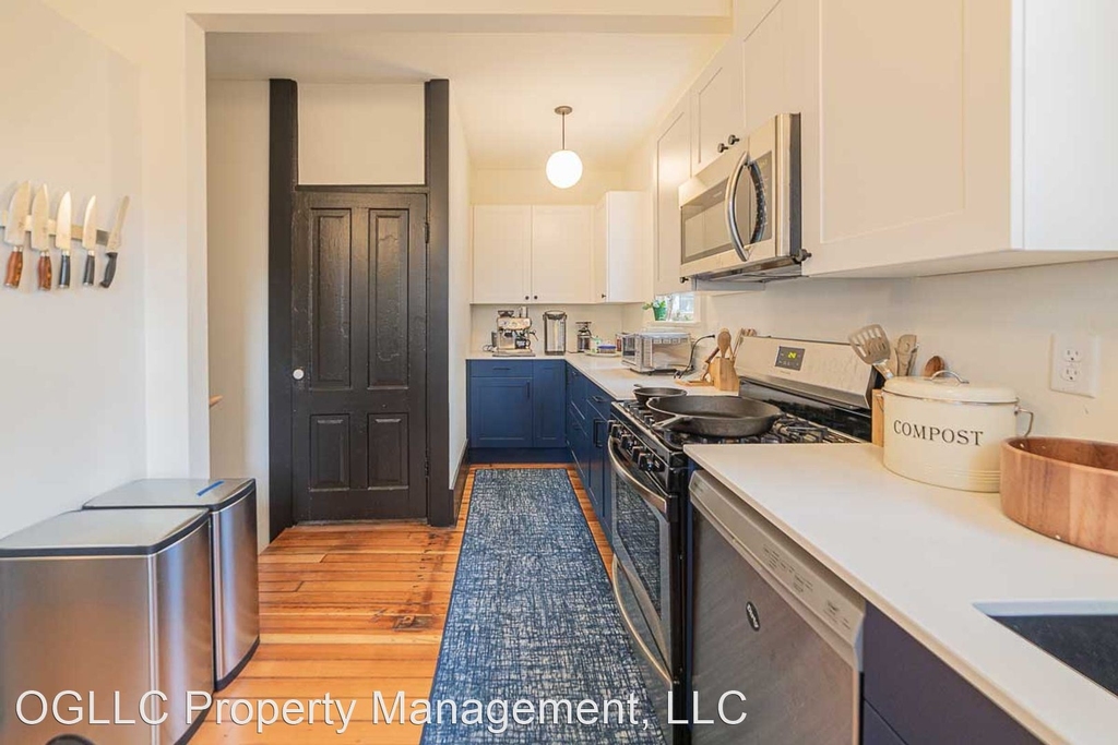 3816 N Michigan Ave - Photo 2