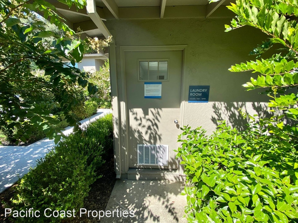 1025-1029 35th Ave - Photo 5