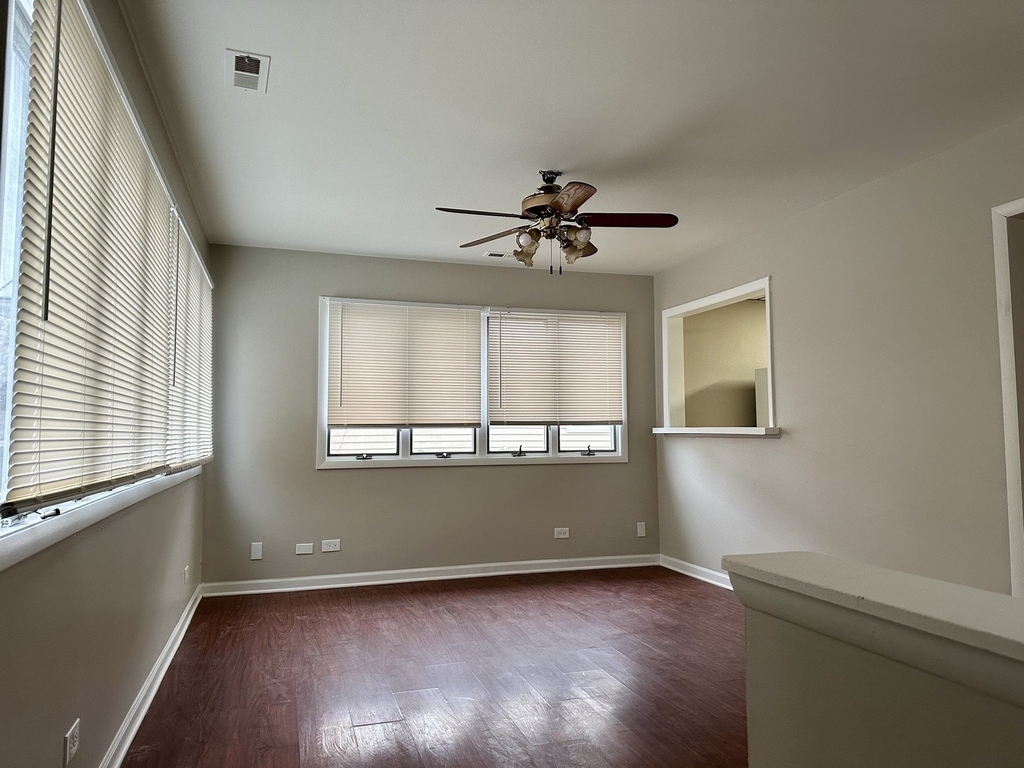 118 N Rebecca Street - Photo 1