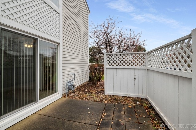 389 Gregory Street - Photo 3