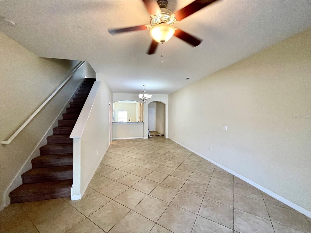 31247 Claridge Place - Photo 8