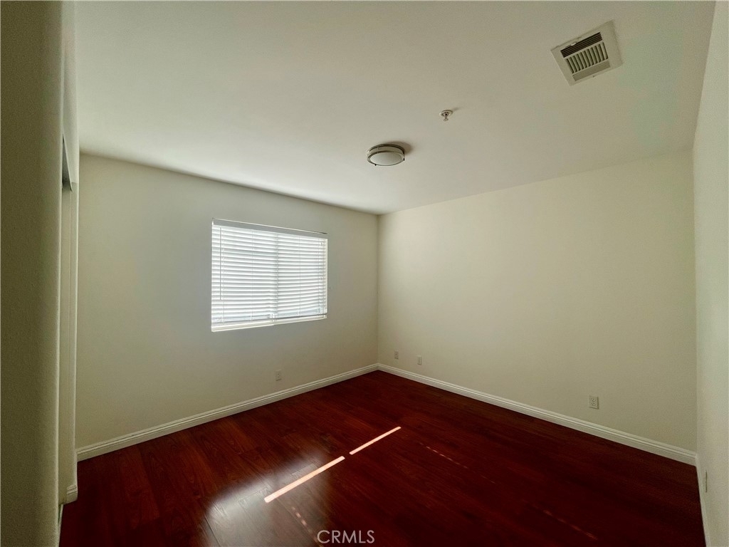 214 Violet Avenue - Photo 6