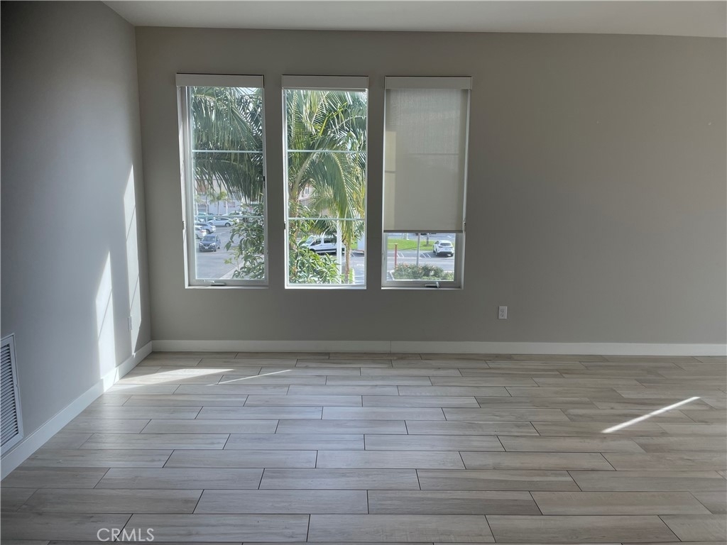 3181 Doheny Way - Photo 15