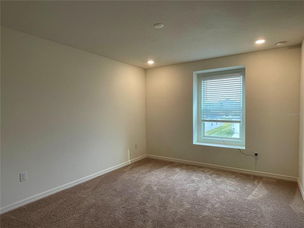 9414 Pinewood Point Place - Photo 16