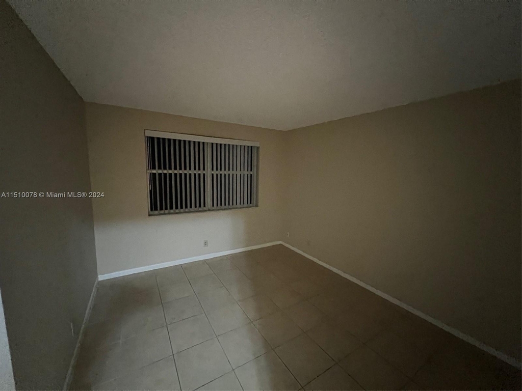 8761 Wiles Rd - Photo 6