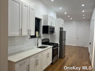 389 Crescent Street - Photo 2