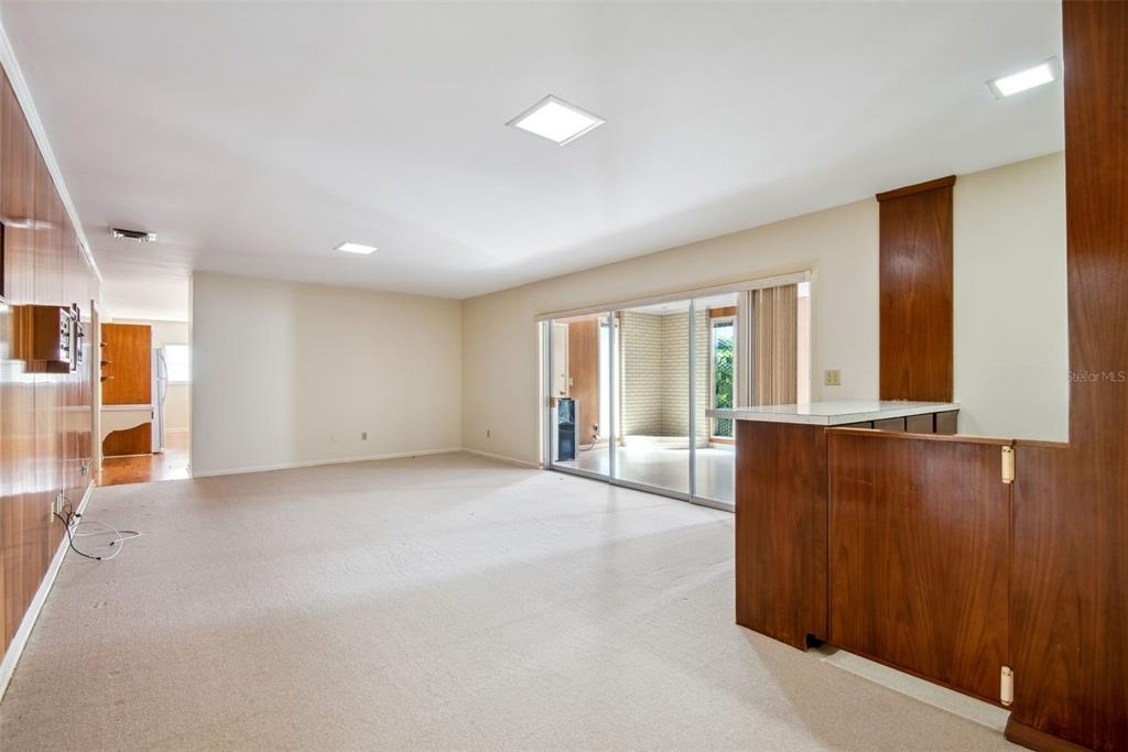 550 Lucerne Avenue - Photo 5