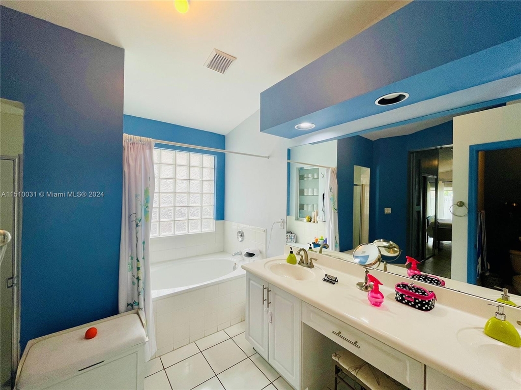 13517 Sw 144th Ter - Photo 13