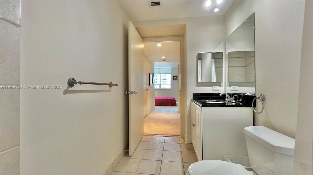 801 Brickell Key Blvd - Photo 33