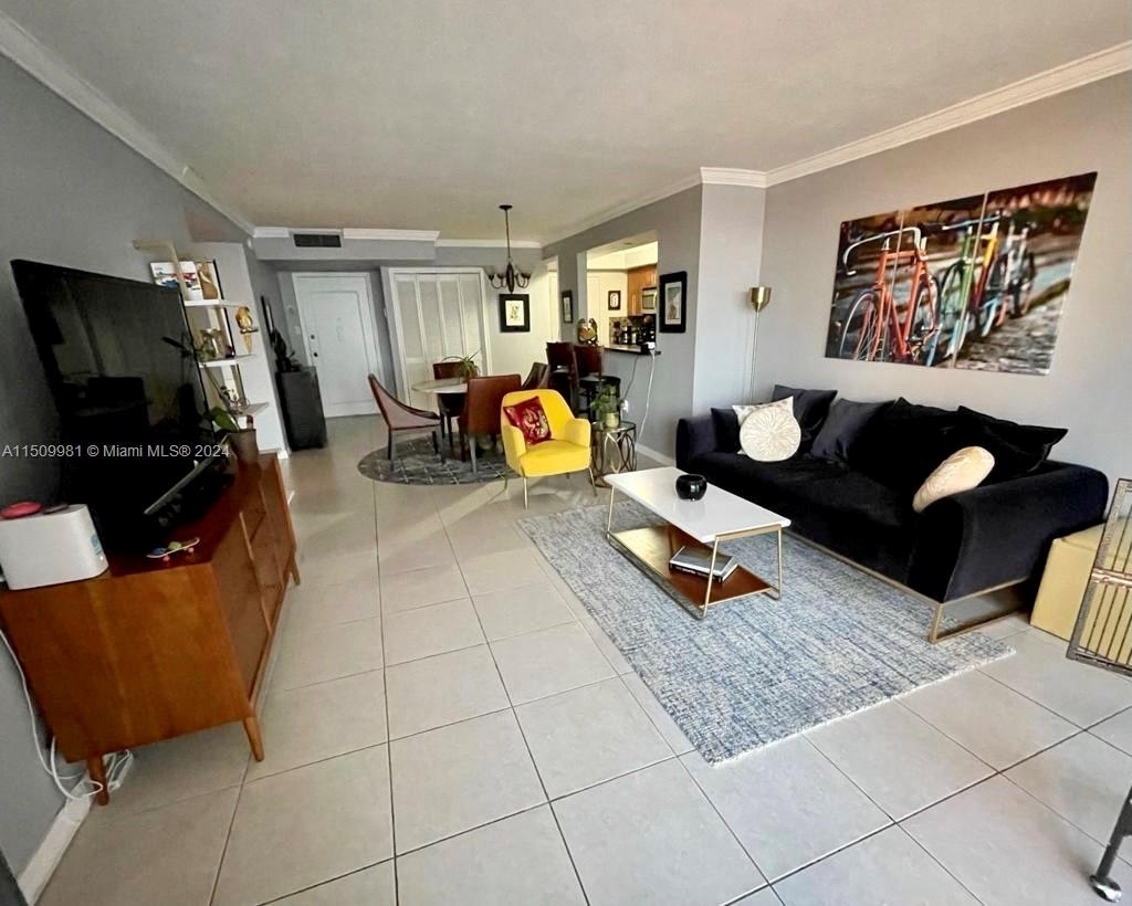 18071 Biscayne Blvd - Photo 2