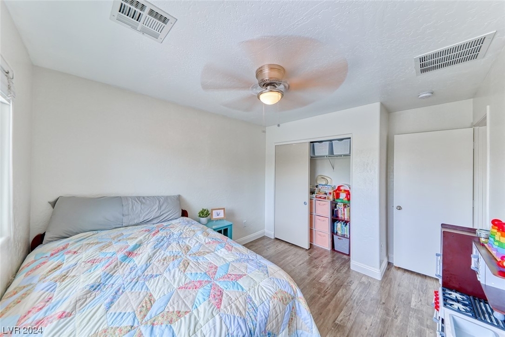 4421 Galapagos Avenue - Photo 31