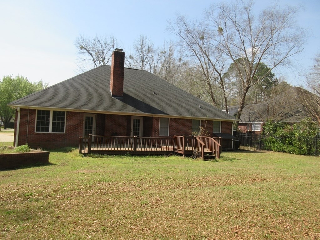 2035 Golfair Rd - Photo 2