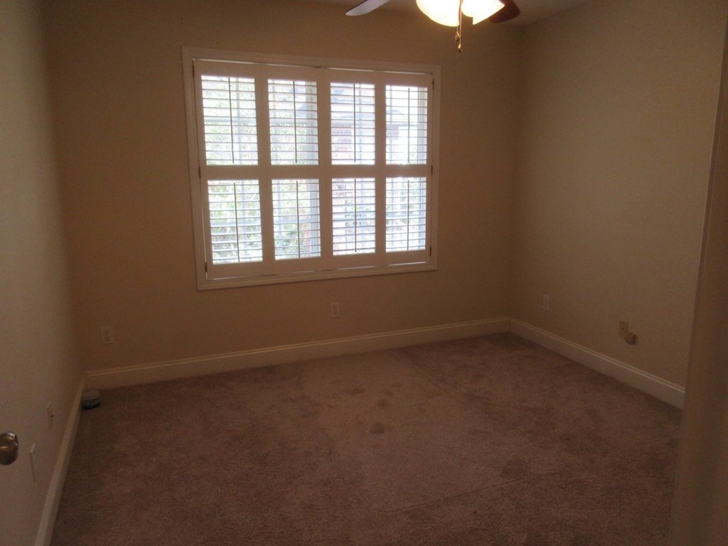 2035 Golfair Rd - Photo 10