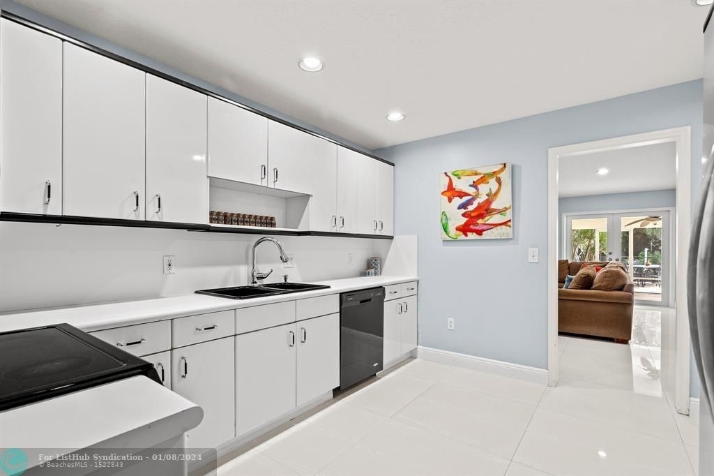 3150 Sw 137th Ter - Photo 6