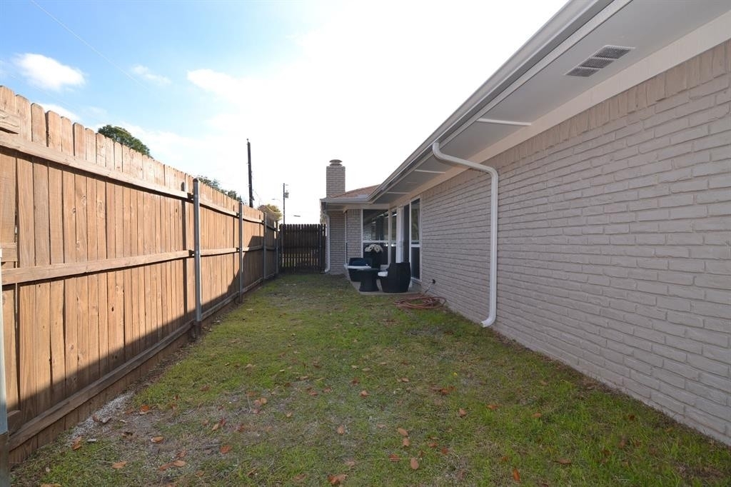 3105 Medina Street - Photo 30