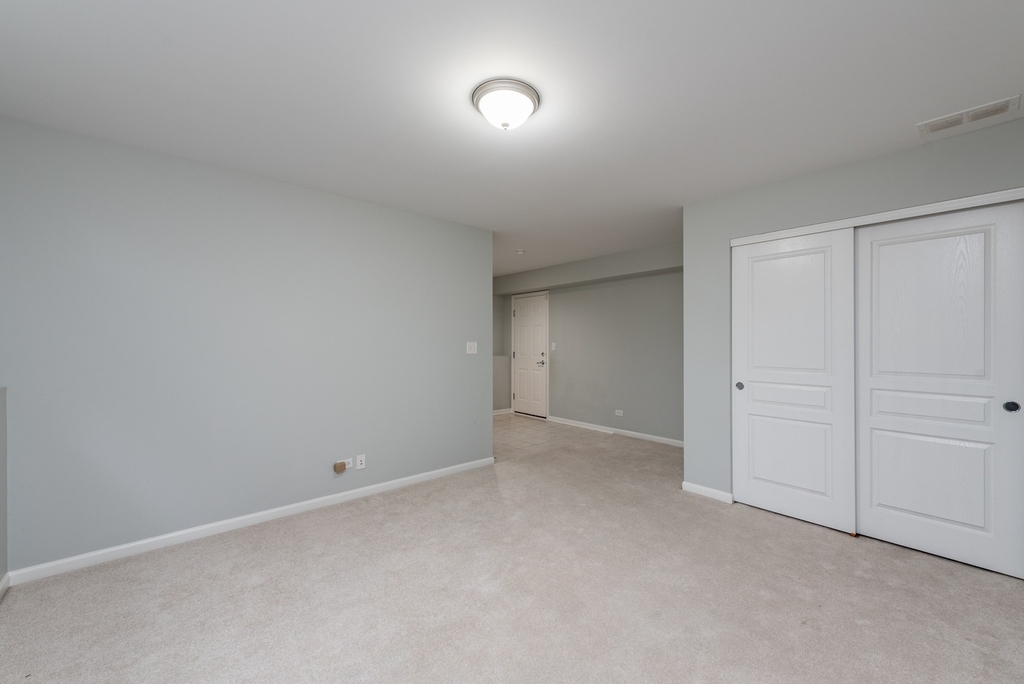 2800 Neubauer Circle - Photo 26