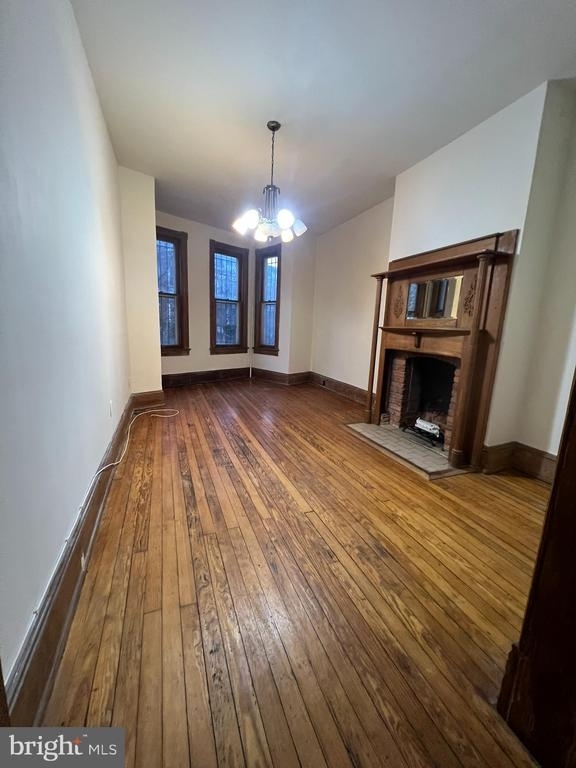 1317 Monroe St Nw - Photo 2