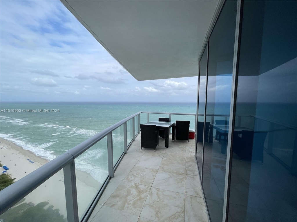 17001 Collins Ave - Photo 39