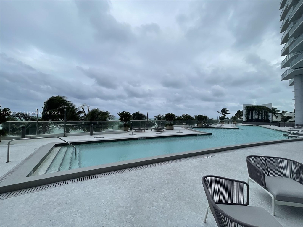 17001 Collins Ave - Photo 49