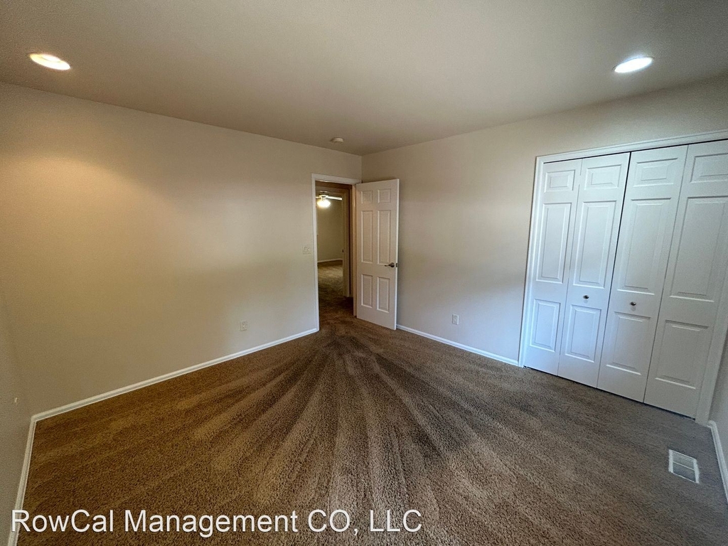 5910 Castlewood Lane - Photo 18