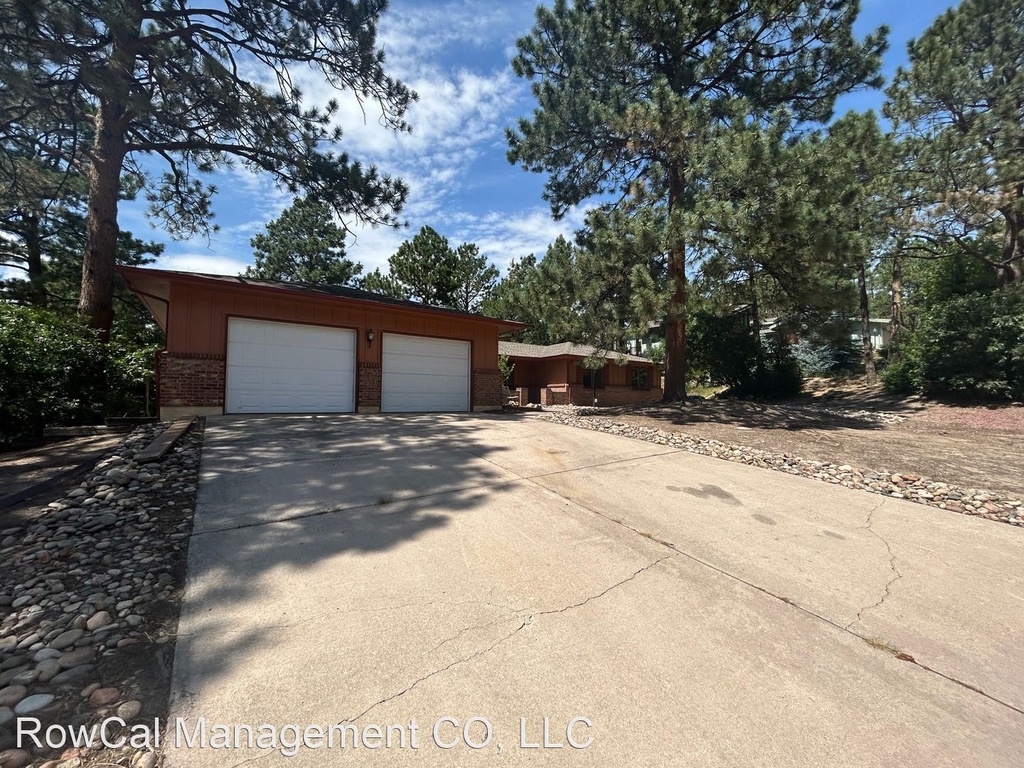 5910 Castlewood Lane - Photo 1