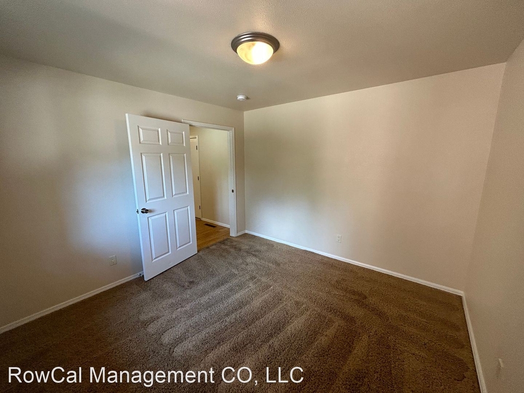 5910 Castlewood Lane - Photo 26